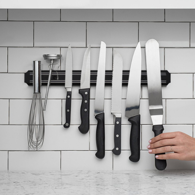 Magnetyczny uchwyt ścienny na  – Magnetic Knife Strip recenzja i cena